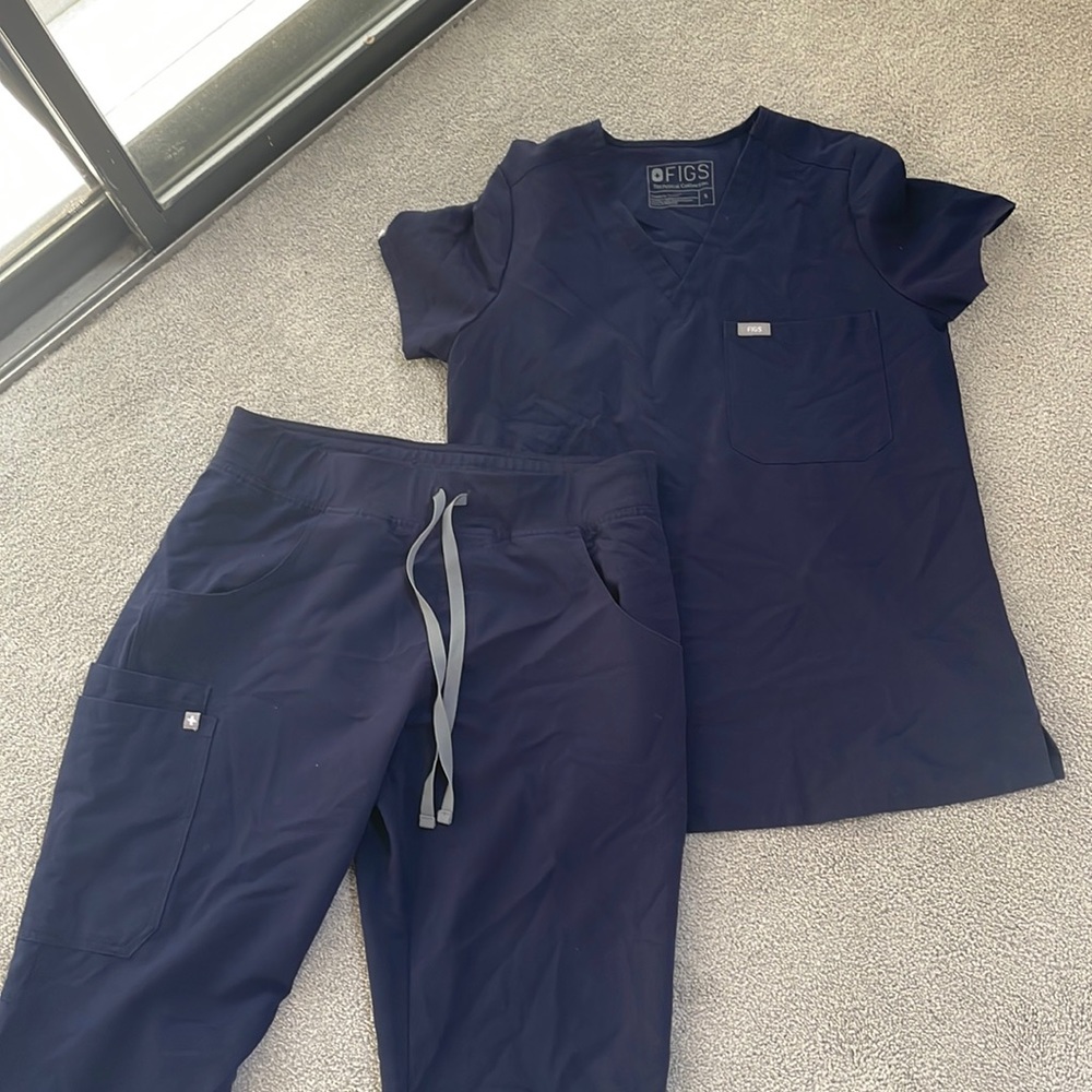 FIGS SCRUBS
